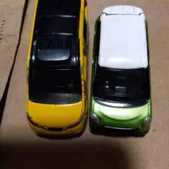 NYCタクシーとミニバン トミカセット中古今だけ後2個ランダムで付けます。