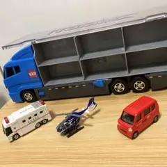 トミカ　お片付けコンボイ　働く車12台付