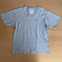 美品 90's NIKE ナイキ VネックTシャツ 刺繍ロゴ 銀タグ M