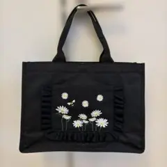 Chesty トートバッグ　お仕事バッグ　A4 刺繍　花のサムネイル