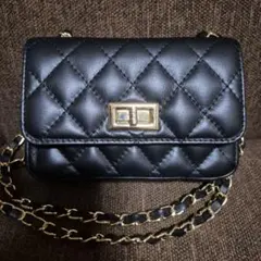 黒キルティング ショルダーバッグ MILOS ITALY