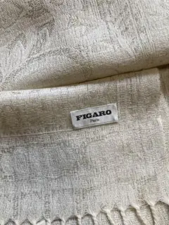 【FIGARO アイボリー ペイズリー柄 ストール】