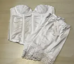 ブライダルインナー　ビスチェ＆ペチパンツセット