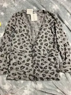 ヒョウ柄カーディガン