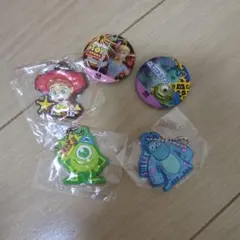 くら寿司　トイ・ストーリー　エルシー・マイク・サリー ピンズ・缶バッジ5個セット