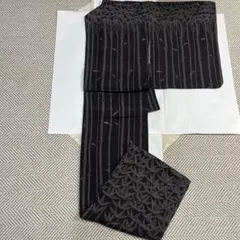 正絹 撫松庵 訪問着 袷 燻んだ黒地の少し焦茶色がかった色合いです 墨 