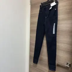 GU ウルトラストレッチスキニージーンズ　61 cm