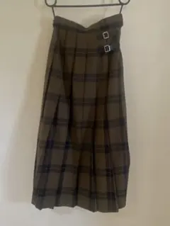 ローリーズファーム　ブラウン系チェック プリーツスカート　秋服