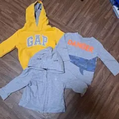 GAP ３点セット パーカー２着&ロンティー ③
