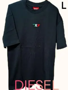 ブラック Tシャツ