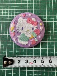 ハローキティ ピンバッジ 紫色 約5cm