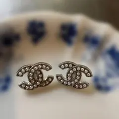 CHANEL パール付きダブルCロゴシルバーボタン2個セット