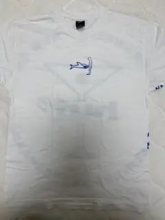 HUF ホワイト Tシャツ M シャークデザイン