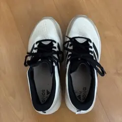 adidas SUPERNOVA RISE3