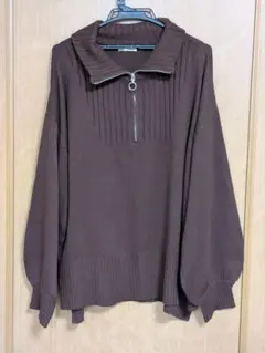 ブラウン ニット ハイネック ジッパー付き