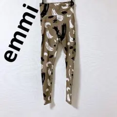 emmi yoga サイズ0 ベージュ　総柄　エミヨガ　レギンスのサムネイル