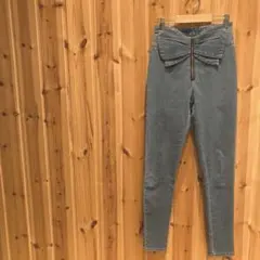 Item thumbnail for item 6d5c2fe0-1e4b-41dd-8a9d-fdf135935cf9