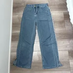 サイドスリット ブルーデニムパンツ