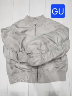 GU　ジーユー　MA-1　ジャケット　ブルゾン　ボリュームスリーブ　アウター