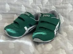 ASICS グリーン ベロクロシューズ