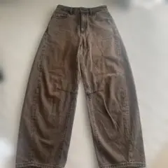 GU ブラウン バレルレッグジーンズのサムネイル