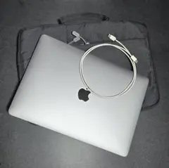 Apple MacBook Pro 13インチ シルバー 本体 A1708