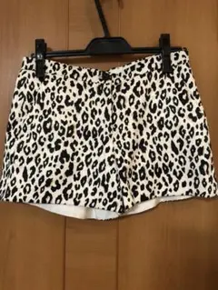 新品メゾンドリーファーパンツキュロットレオパードヒョウ柄のサムネイル
