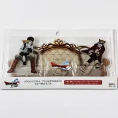 新品未開封 ドラゴンクエストX アクリルスマホスタンド ヒューザ