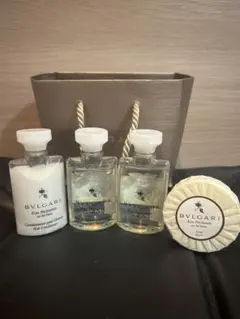 【新品未使用】BVLGARI 旅行用シャンプーセット4点セット　新品未使用