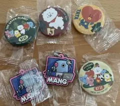 BT21 くら寿司　ビッくらポン　ラバーマスコット　缶バッジ