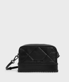 CHARLES & KEITH キルテッド トップジップクロスボディバッグ 黒