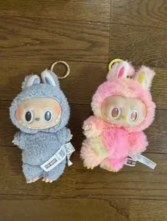LABUBU THE MONSTERS ぬいぐるみ 2体セット - メルカリ