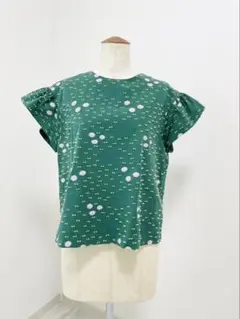 【美品】ハウピア haupia トップスのサムネイル