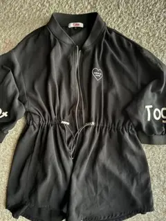 黒いハート刺繍ジップアップジャケット