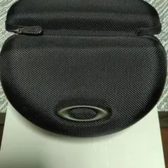OAKLEY メガネケース ハードケース ブラックのサムネイル