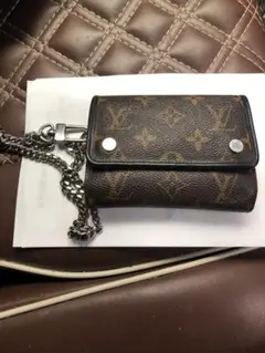 Louis Vuitton 三つ折り財布 チェーン付き