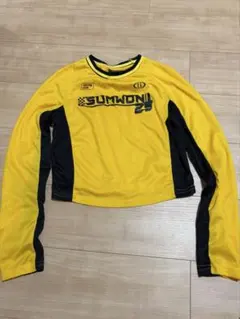 黄色ロンＴ