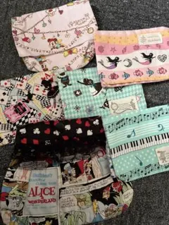 移動ポケット キャラクターグッズ