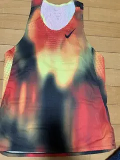 Nike Dri-FIT エアロスイフト　ランニングシャツ　ヴェイパーフライのサムネイル