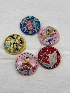 ディズニー　刺繍缶バッジ