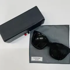 トムブラウン サングラス TB-501-A-T-BLK-54 ケース付きのサムネイル