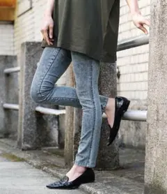 スキニーデニム（ゴムウエスト）