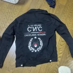 ブラックデニムジャケット　XLサイズ　1.500円