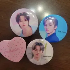 スキズ　リノ　缶バッジ　4個セット