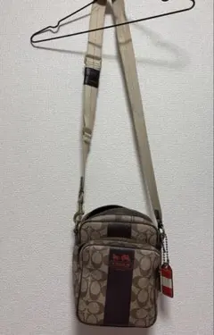 coach コーチ　ショルダーバッグ　ヘリテージ　PVC レザー　シグネチャー