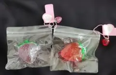 いちごスクイーズ キーホルダー 2個セットのサムネイル