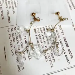 新品未使用！イヤリング　花びら　パール　クリアー