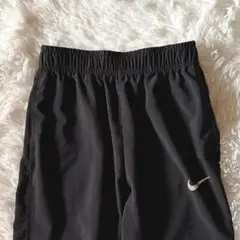 【ナイキ】　NIKE ジャージ　ナイロン　ブラック　小さめ　キッズ　サイズM