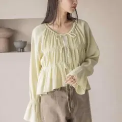 LOWRYS FARM ヨウリュウシャーリングショートブラウス