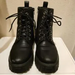 厚底ブラックブーツ ジッパー付き 37